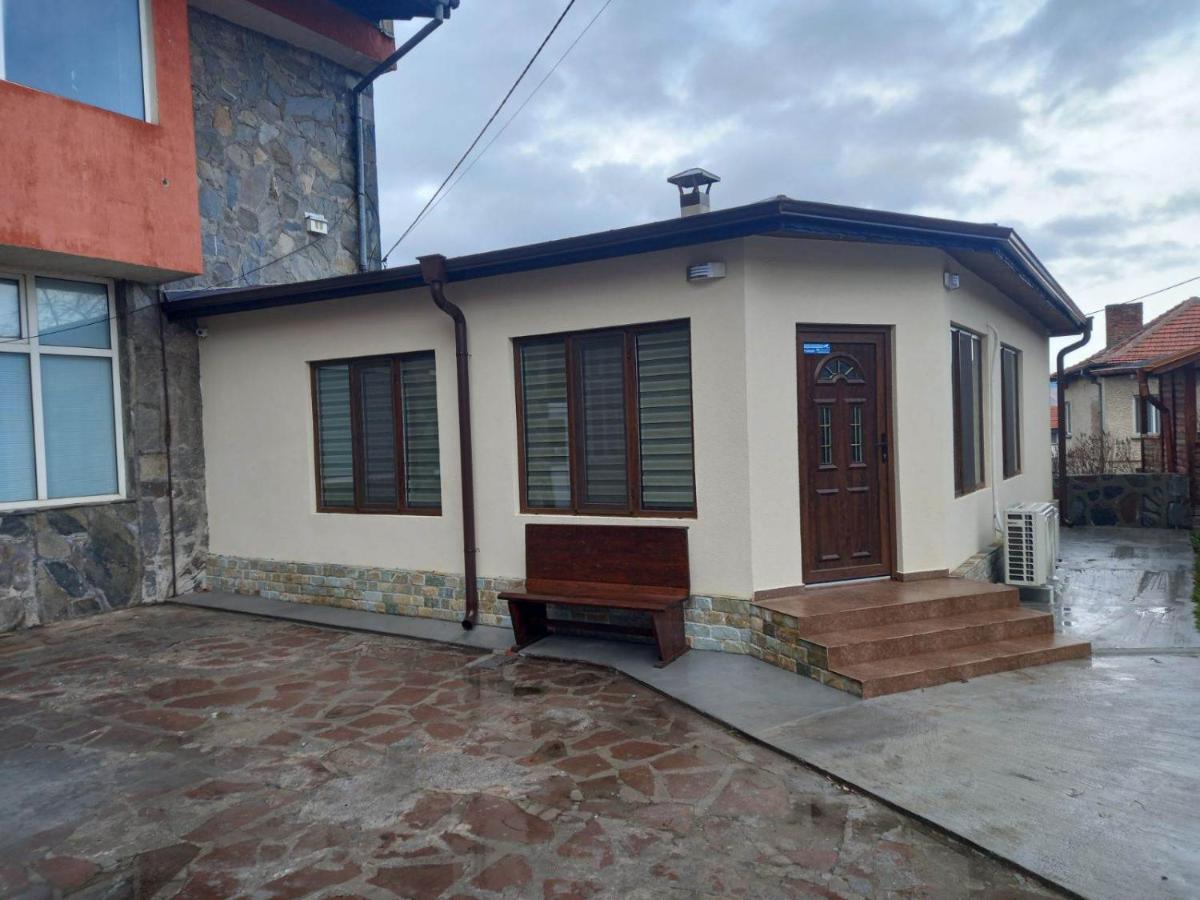 Къща За Гости Елит Szapareva Banja Kültér fotó
