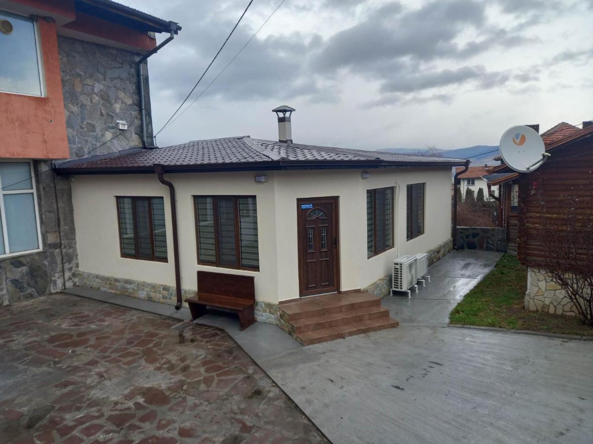 Къща За Гости Елит Szapareva Banja Kültér fotó